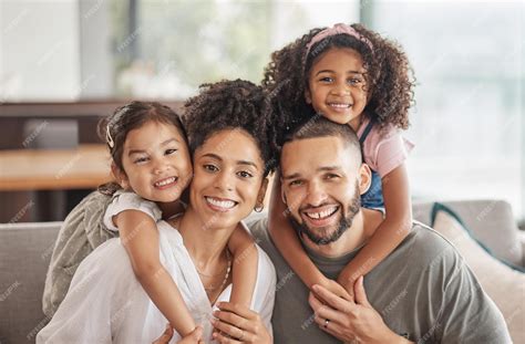 premium photo happy smile  portrait   interracial family