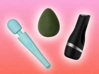 9 Alternatives to Porn to Get You and Your Partner In the Mood
