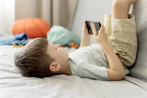 dampak buruk kecanduan game  bagi anak berkeluarga