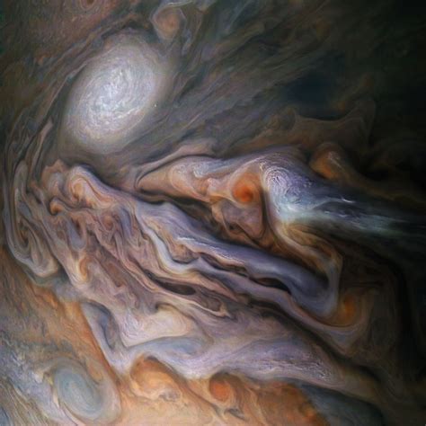 'Dragon's Eye' Storm on Jupiter Spotted by NASA's Juno | Space