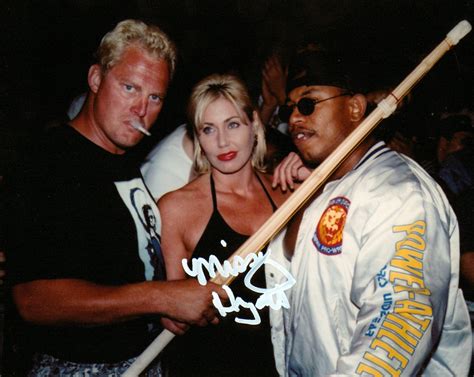 Missy Hyatt signed 8x10 Photo – Signed By Superstars