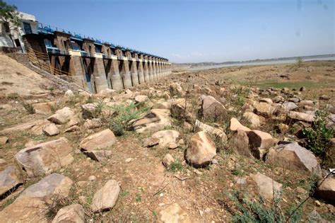 himayat sagar reservoir