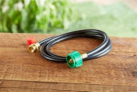 how to connect propane tank to gas grill