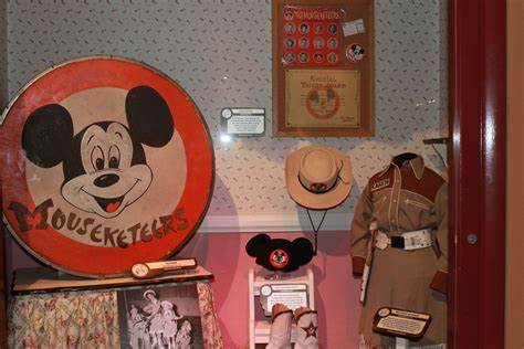 Mouseketeers!! Mouseketeer, Suitcase, Luggage, Disney, Briefcase