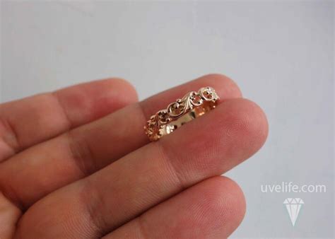 Золотое ажурное колечко купить в интернет-магазине Ювелир Лайф