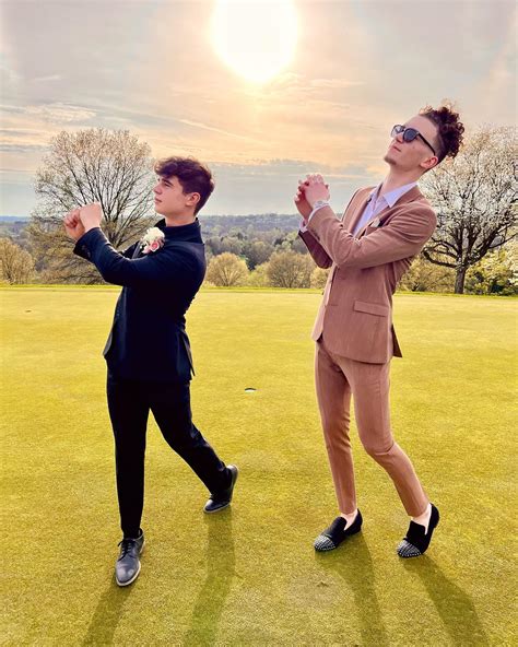 Trav (@travisbitar1) • Instagram photos and videos