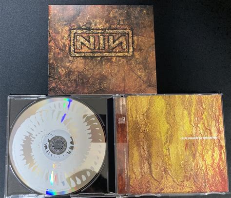 Nine Inch Nails - The Downward Spiral CD Photo | Metal Kingdom
