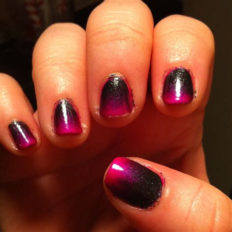 Black and pink gradient nails | Gradient nails, Nails, Nail designs