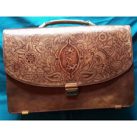 GIFT2U | Женский портфель Handmade в подарок Менди brown leather. Цена ...