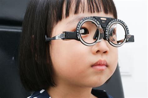 Харааны шилтэй хүүхдүүдийн эцэг эхчүүдийн хуудас - Myopia буюу хасах шил
