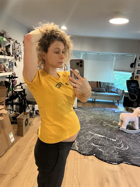 Iliza Shlesinger Pecho