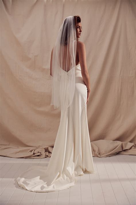 Soft Tulle Veil – SoHo bride
