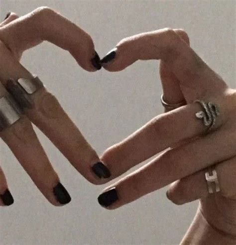 Сердечко 💗 | Hands, Holding hands