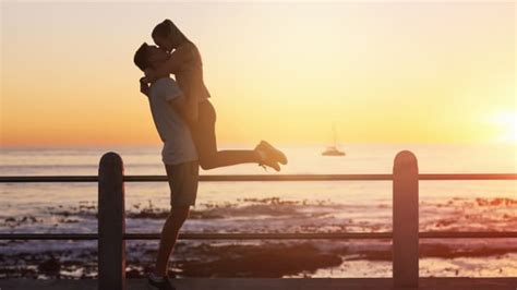 10 Scientific Benefits of Kissing