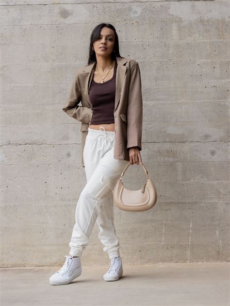 Baguete Bia - Nude - Hera Bags