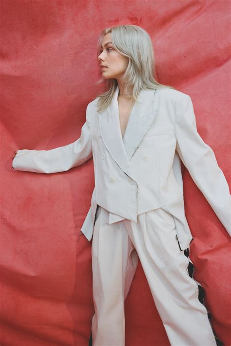 Astrella Raes: From Nobody To Global Superstar  Her Secrets Image 19