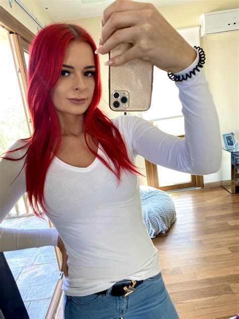 TW Pornstars - 2 pic. Fari Banx. Twitter. Dieses Wochenende gibt es 50%