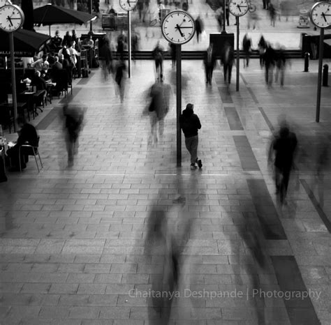 embrace  blur   long exposure street photography blur