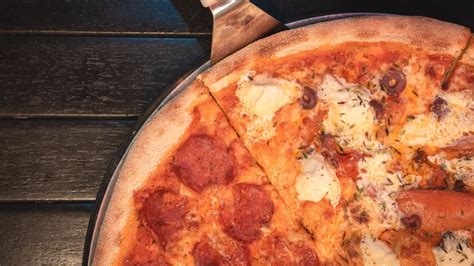 la picante respuesta de una pizzeria   cliente  se quejo por los