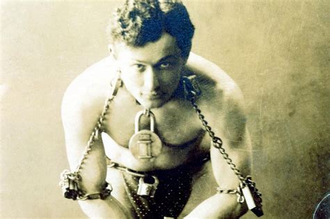 Harry Houdini’s Birthday the “Magic” Behind | STEMJOBS