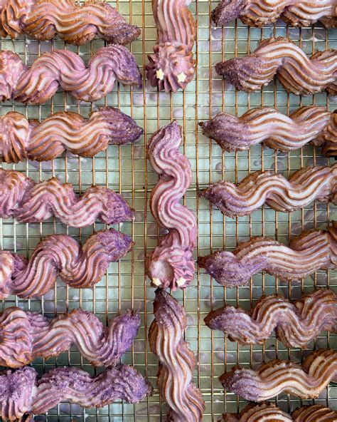 Early Bird Biscuit Co & Bakery (@earlybirdbiscuitco) • Instagram photos