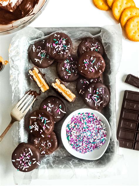 Chocolate Coated Peanut Butter Ritz Cracker "Patty Cakes" » the