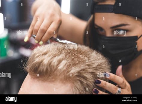Flat top haircut hi-res stock photography and images - Alamy