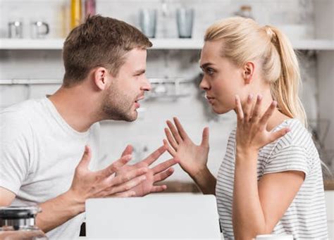 Argue - definition and meaning with pictures | Picture Dictionary & Books