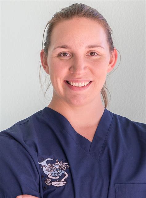 Jessie Sanders, DVM, DABVP (Fish Practice), Aquatic Veterinary Expert