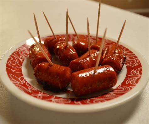 Mini Hot Dog Appetizers – Brown Sugar Bacon Wrapped Weenies Recipe – QOIBYX