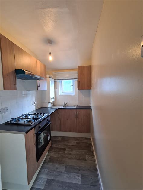 Clapton Common, London, E5 9AE – Hampshire Heights