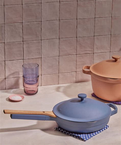 Essential Cookware and Dinnerware for Your Kitchen