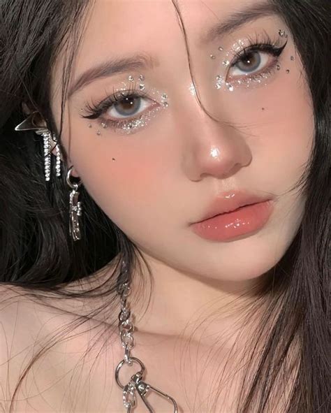 aesthetic makeup ideas aesthetic makeup riasan eyeshadow trik