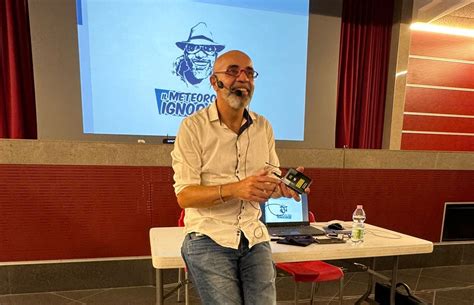 “Igno”, la star del web: ecco chi è il Meteorologo ignorante ...