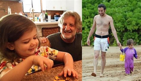 Simon Helberg Children