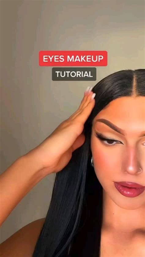 fox eyeliner ️: An immersive guide by Fistypin-fashion and Make-up