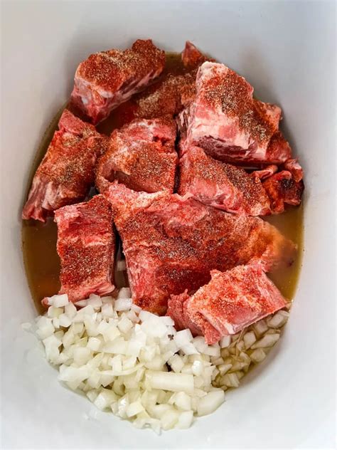 how to cook neck bones in slow cooker