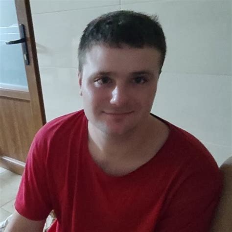 Артем Жимуренко (@azhimurenko) • Threads, Say more