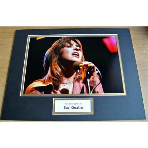 Suzi Quatro SIGNED autograph 16x12 photo mount display Music AFTAL ...