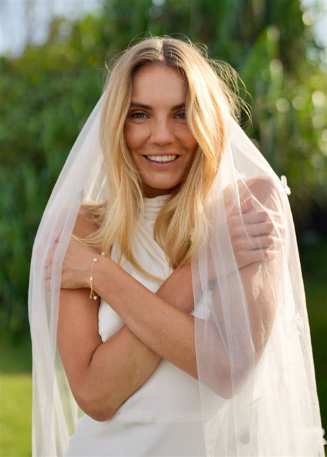 Affordable Veils Australia: 10 Best Places to Shop – Calily Bridal