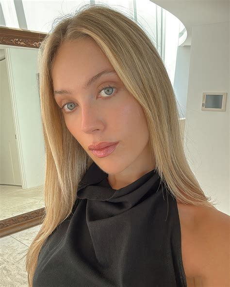 Estella Gapes (@estellagapes) • Instagram photos and videos