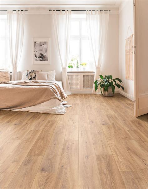 Natural Oak Wood