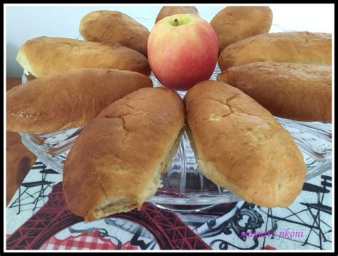 559. Bulochki (Russian sweet yeast rolls) - Mayuri's Jikoni