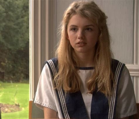 Cassie, Skins. | Fotos de skin, Series y peliculas, Fotos de rostro