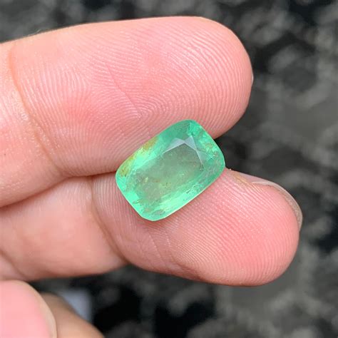 carats natural loose light green emerald beryl ring gemstone