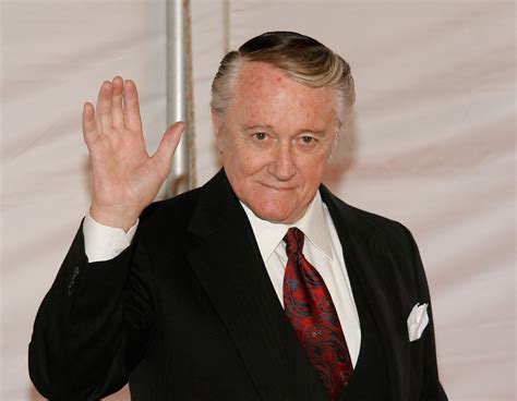 Robert Vaughn, suave 'Man from U.N.C.L.E.' star, dies at 83 | khou.com