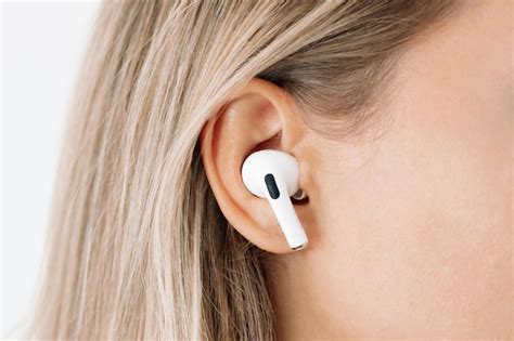 Premium Photo | White wireless headphone for sports running cycling ...