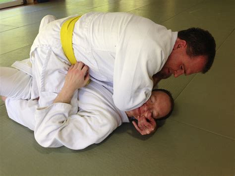 Jiu Jitsu Roswell-Ground choke - Jiu Jitsu Roswell
