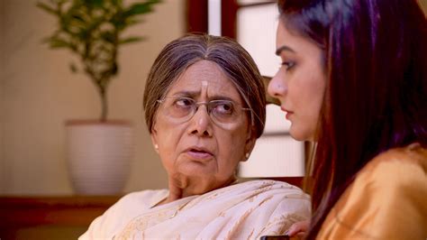Watch Lokkhi Jhnapi Episode 62 on JioHotstar