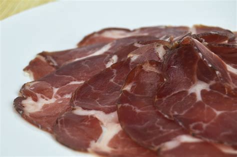 Bondiola en fetas 200g - Alimentos Centenario